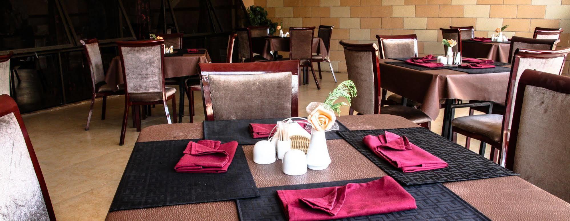 Mika Hotel Kabulonga Lusaka Dış mekan fotoğraf