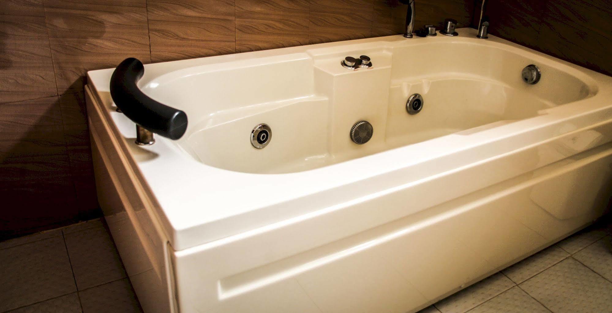 Mika Hotel Kabulonga Lusaka Dış mekan fotoğraf
