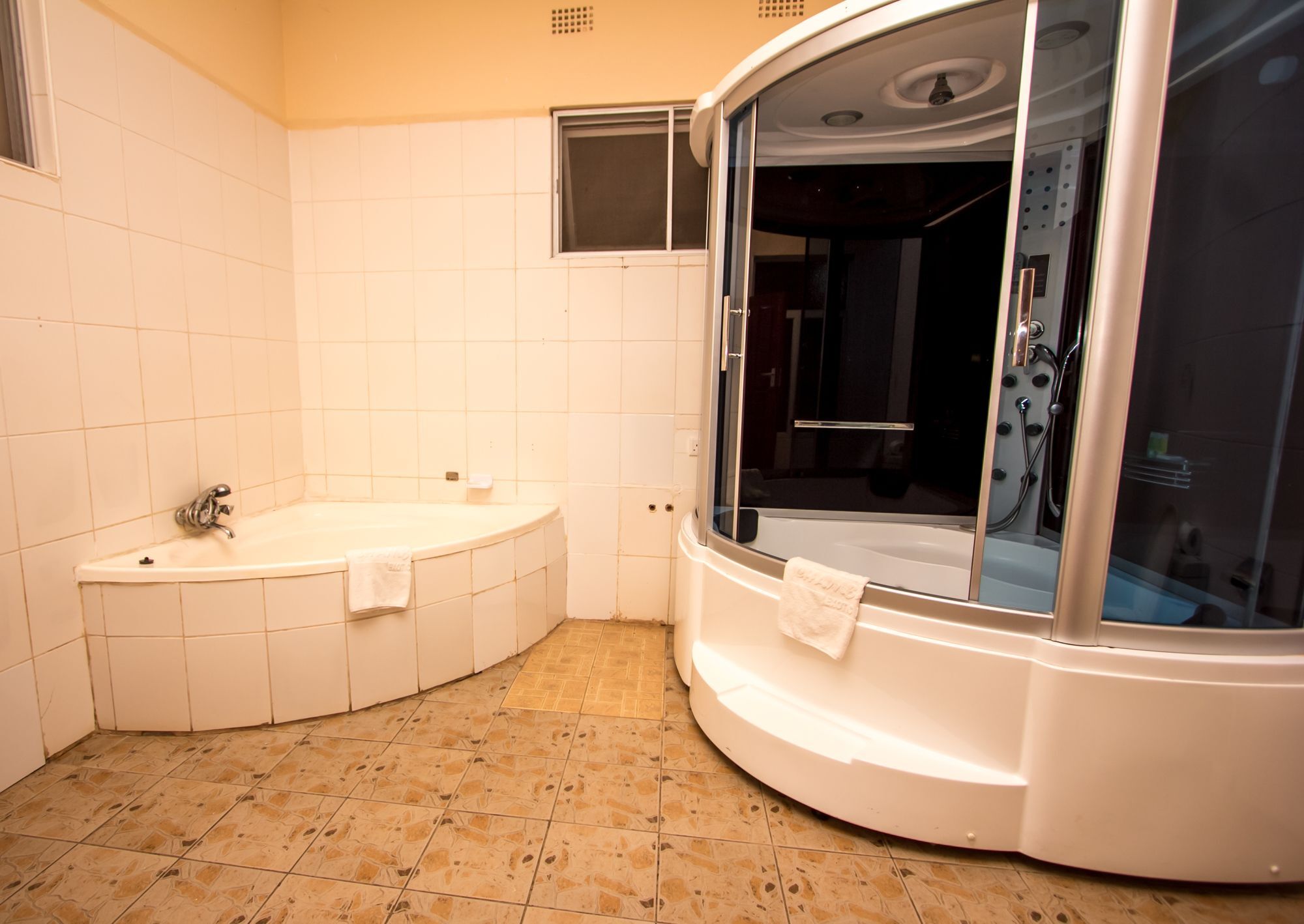 Mika Hotel Kabulonga Lusaka Dış mekan fotoğraf